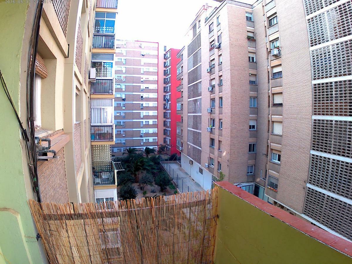 Vut Puente De Hierro Apartman Zaragoza Kültér fotó
