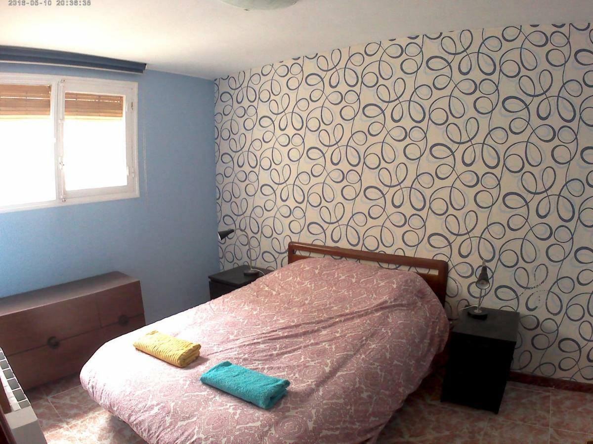 Vut Puente De Hierro Apartman Zaragoza Kültér fotó
